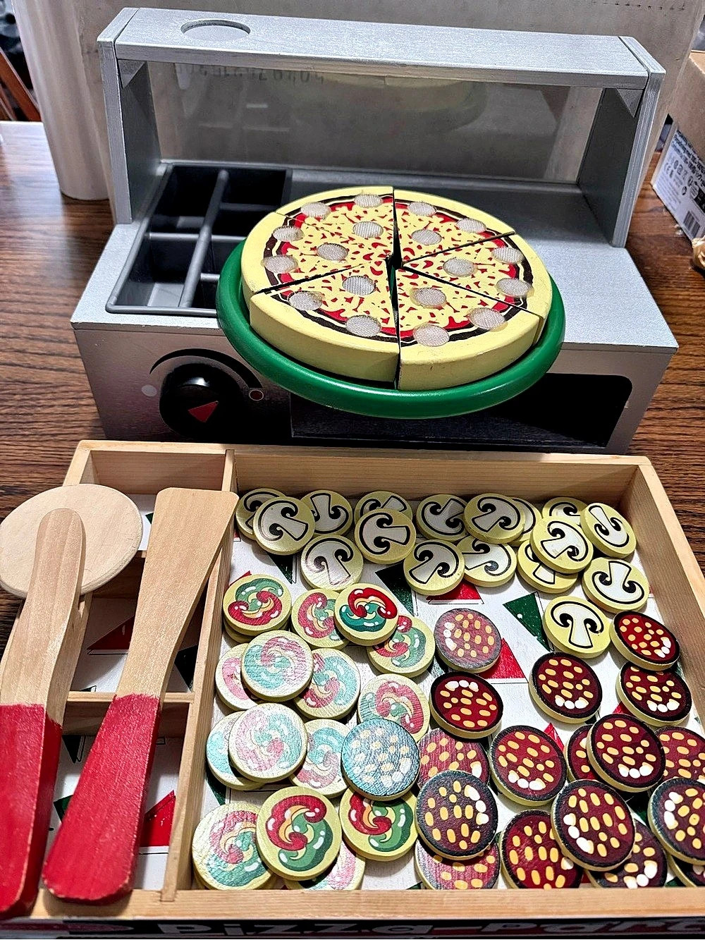 Melissa & Doug Pizza Party Wooden Play Food Set